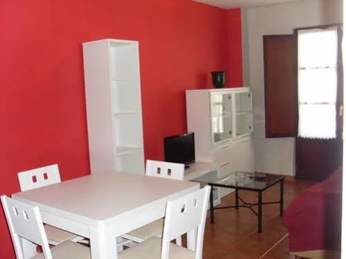 Apartamentos Club Condal โกมิญาส ภายนอก รูปภาพ
